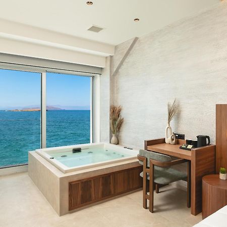 חאניה Elia Sea Suites מראה חיצוני תמונה