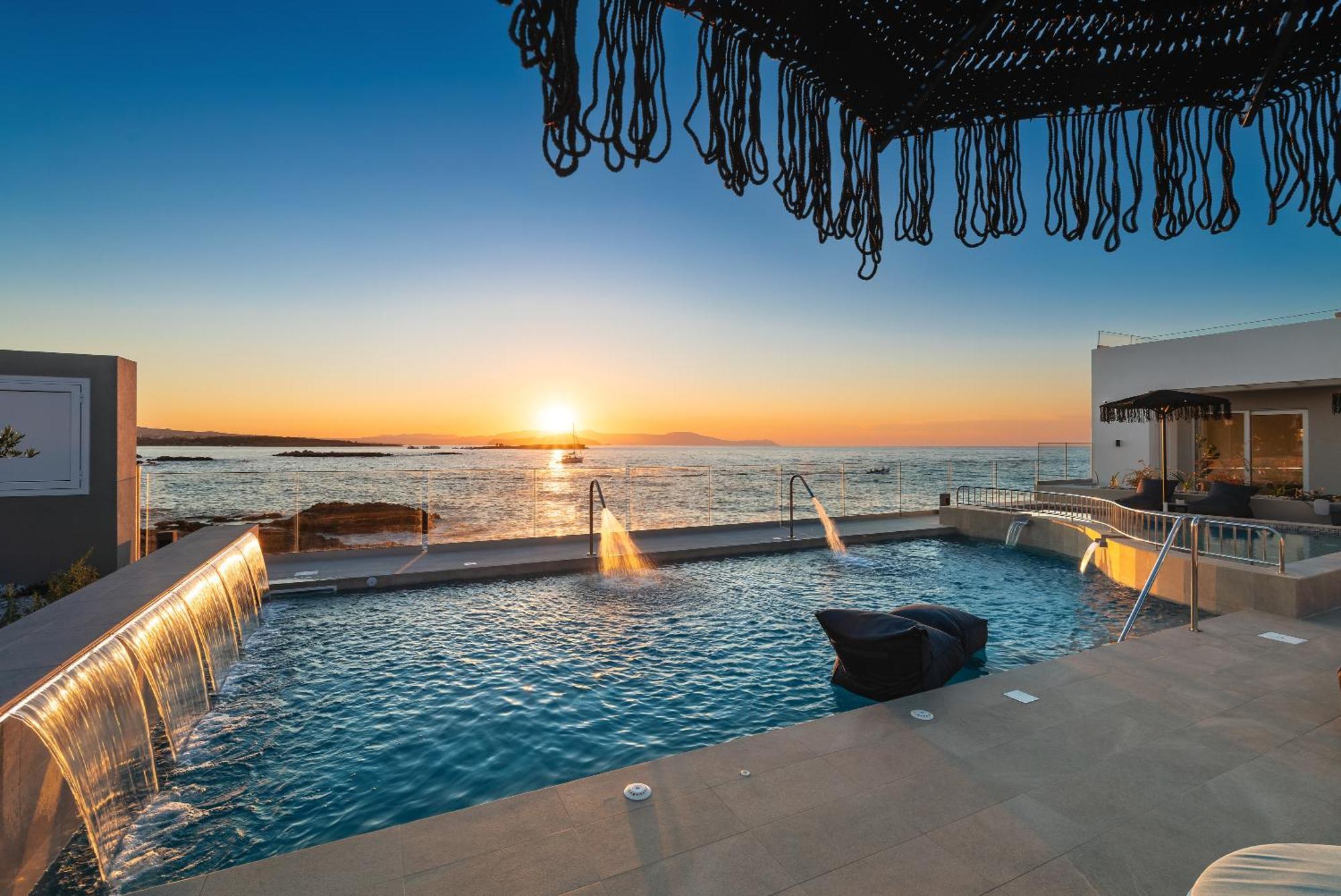 חאניה Elia Sea Suites מראה חיצוני תמונה