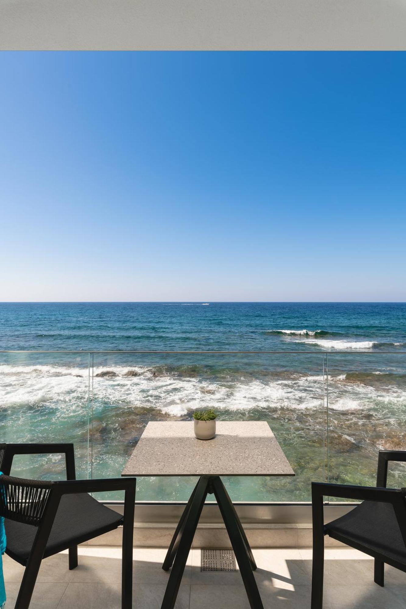 חאניה Elia Sea Suites מראה חיצוני תמונה